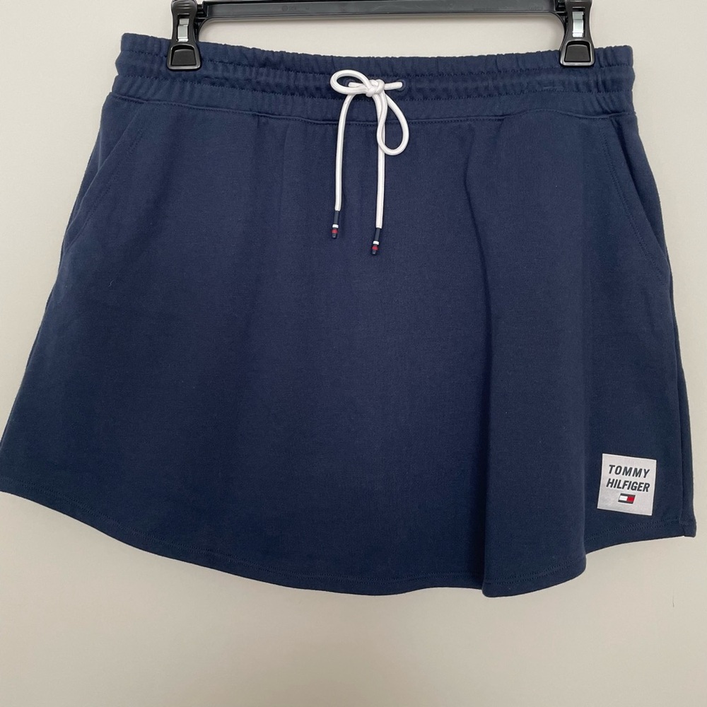 Tommy Hilfiger Navy Skort